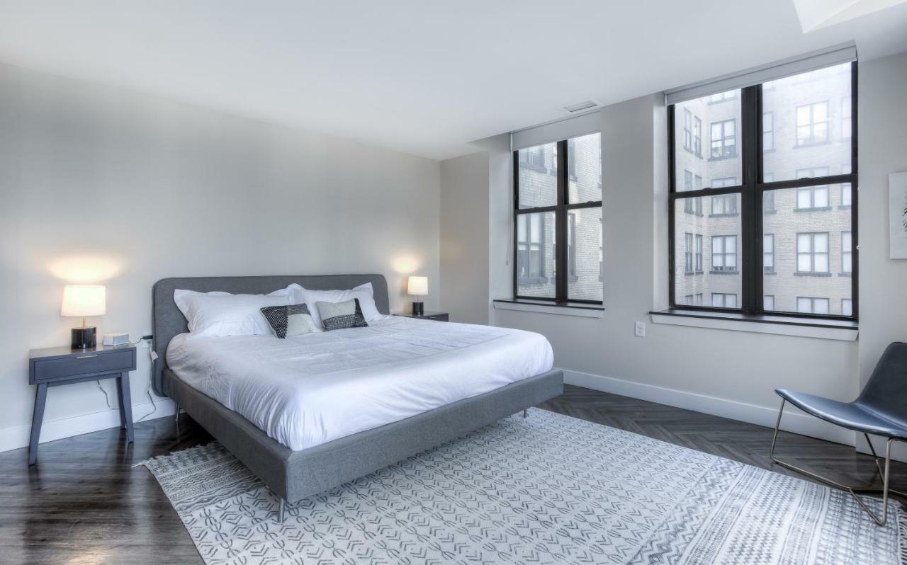 Aparthotel Mint House Capitol Park Detroit Esterno foto